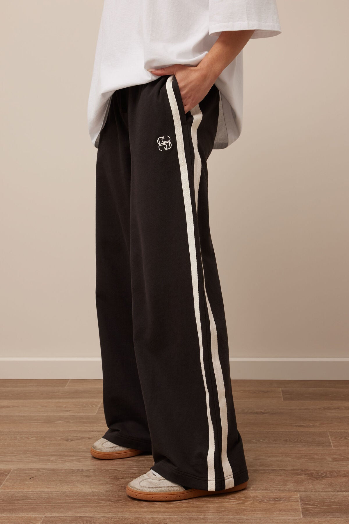 Gigi Wide Leg Terry Trackpant - Black