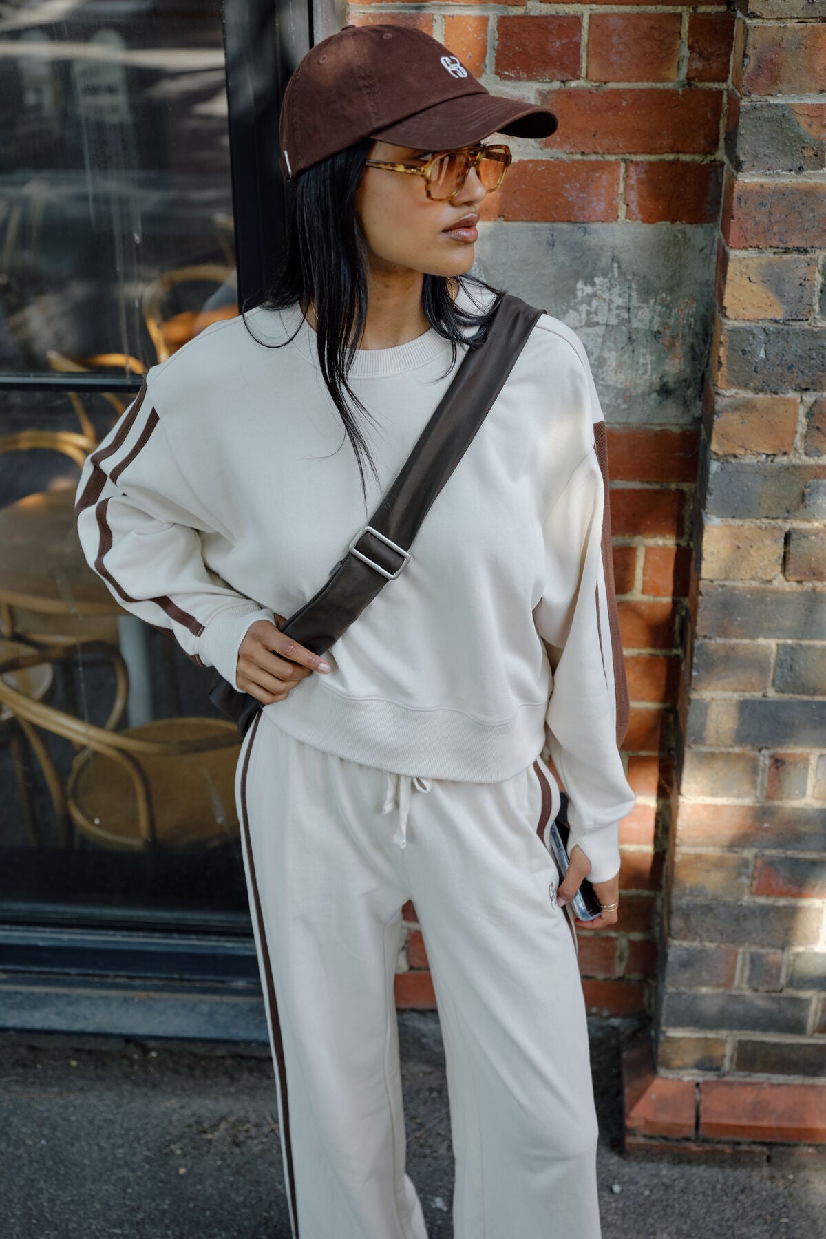 Sasha Sporty Slouchy Crew - buff chocolate