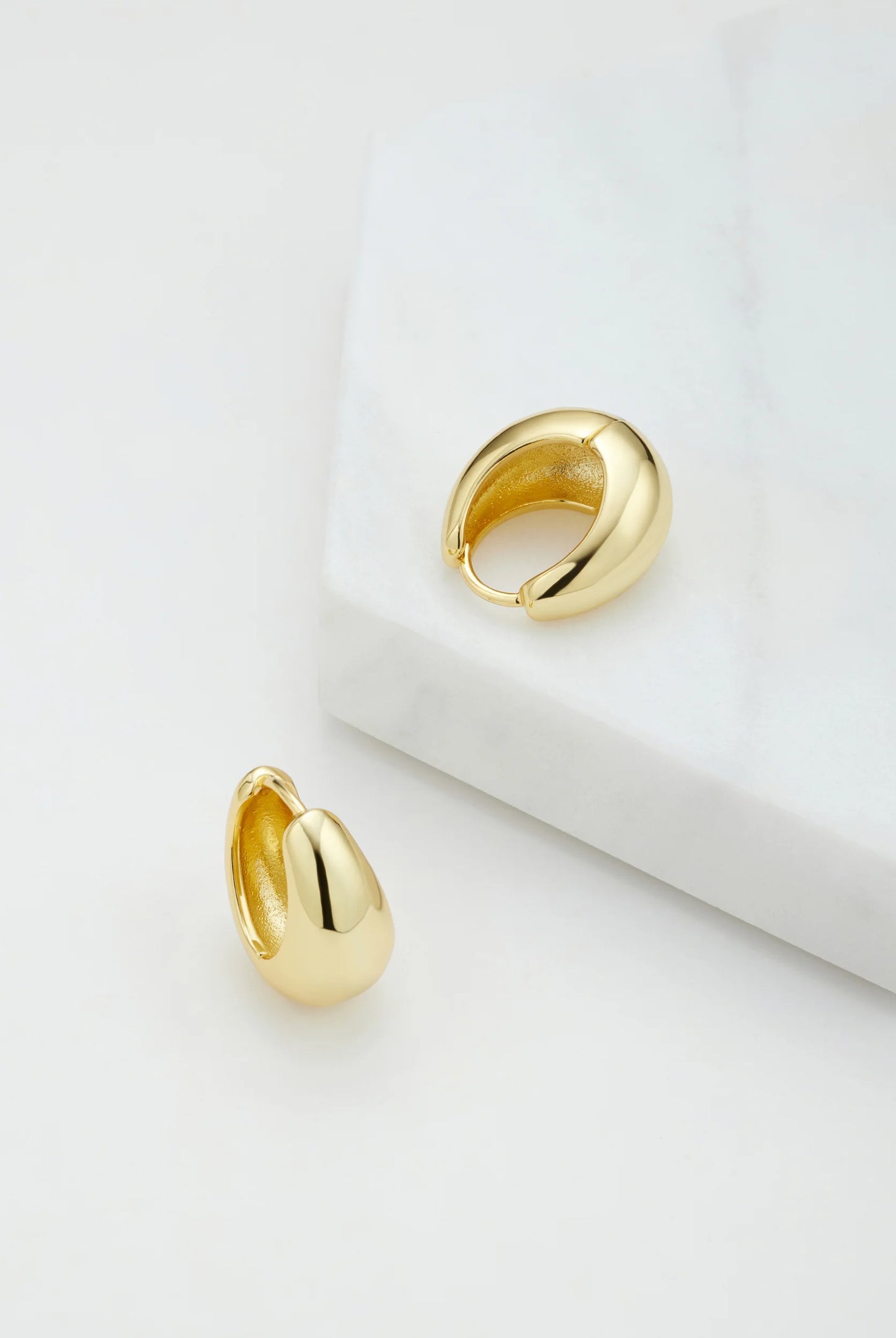 Steph Hoop Medium - Gold