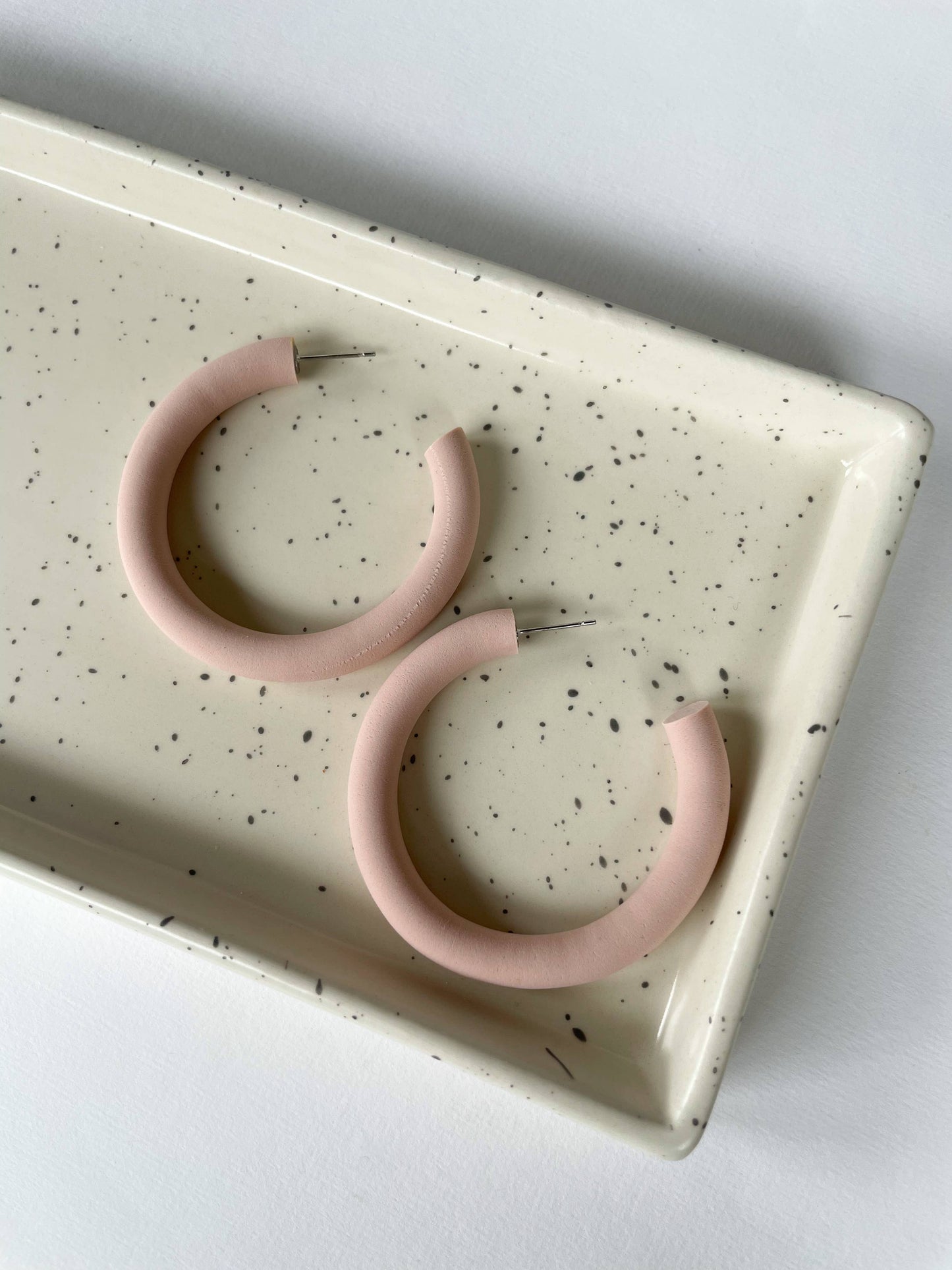 Ellory Hoops in Blush: Small (1.25")