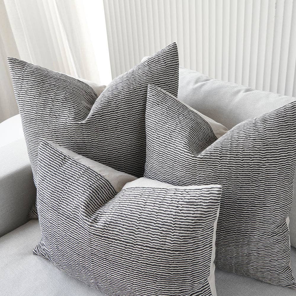 Vigare Linen Cushion Natural/Black 40x60cm