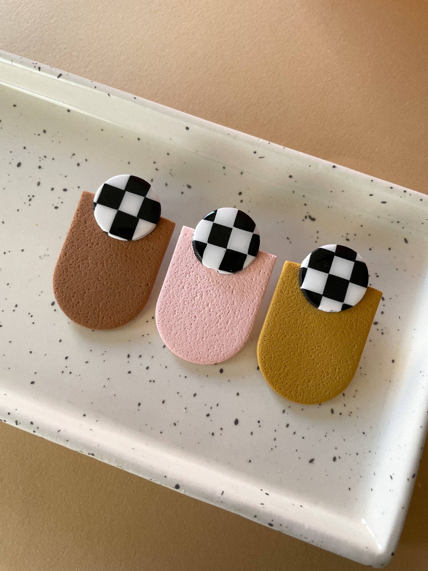 Millie Checkered Studs: Blush