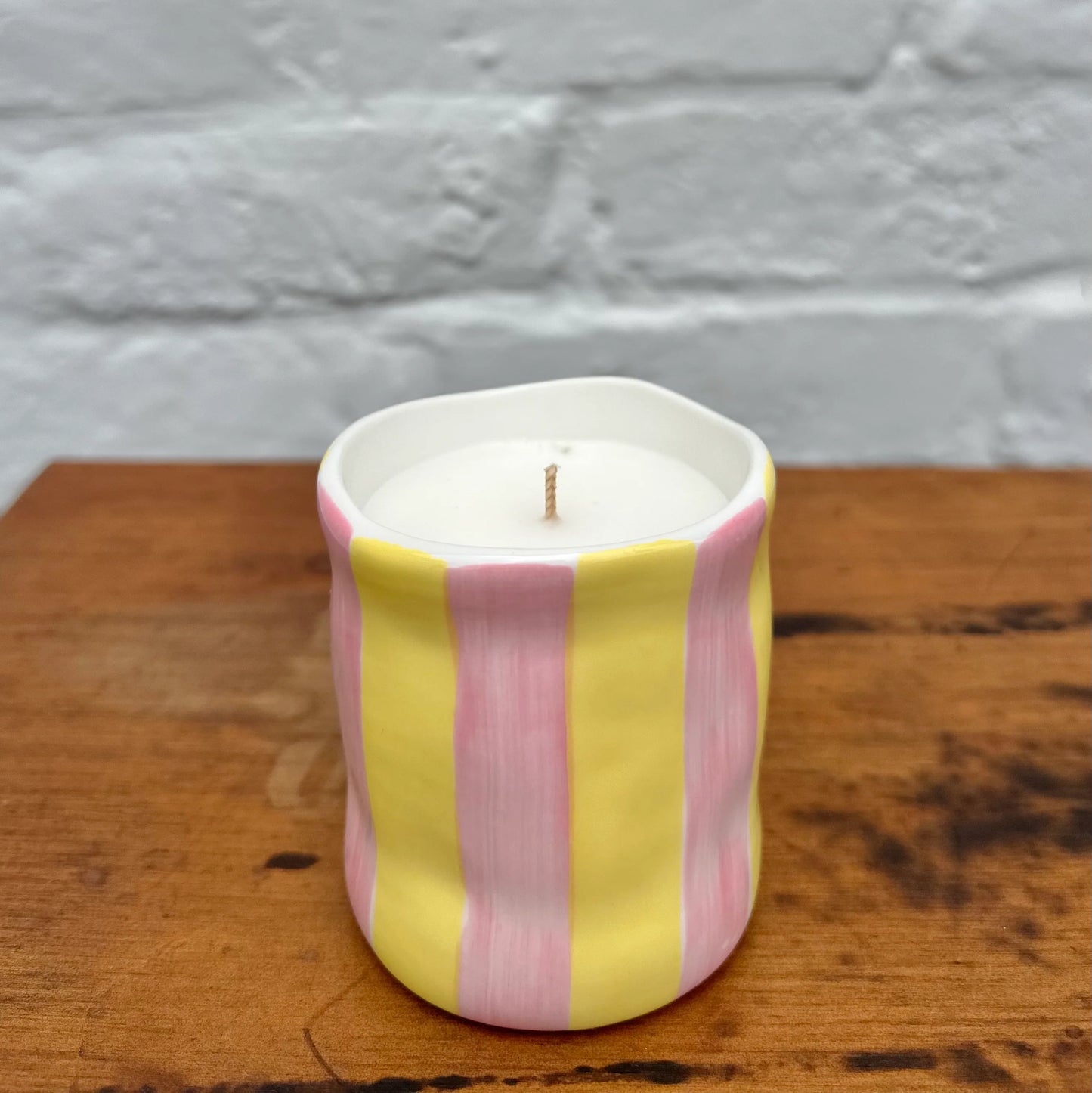 Noss and Co - Medium Candle