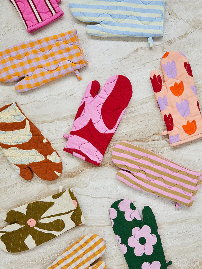 Ribbon Oven Mitt - Mosey Me