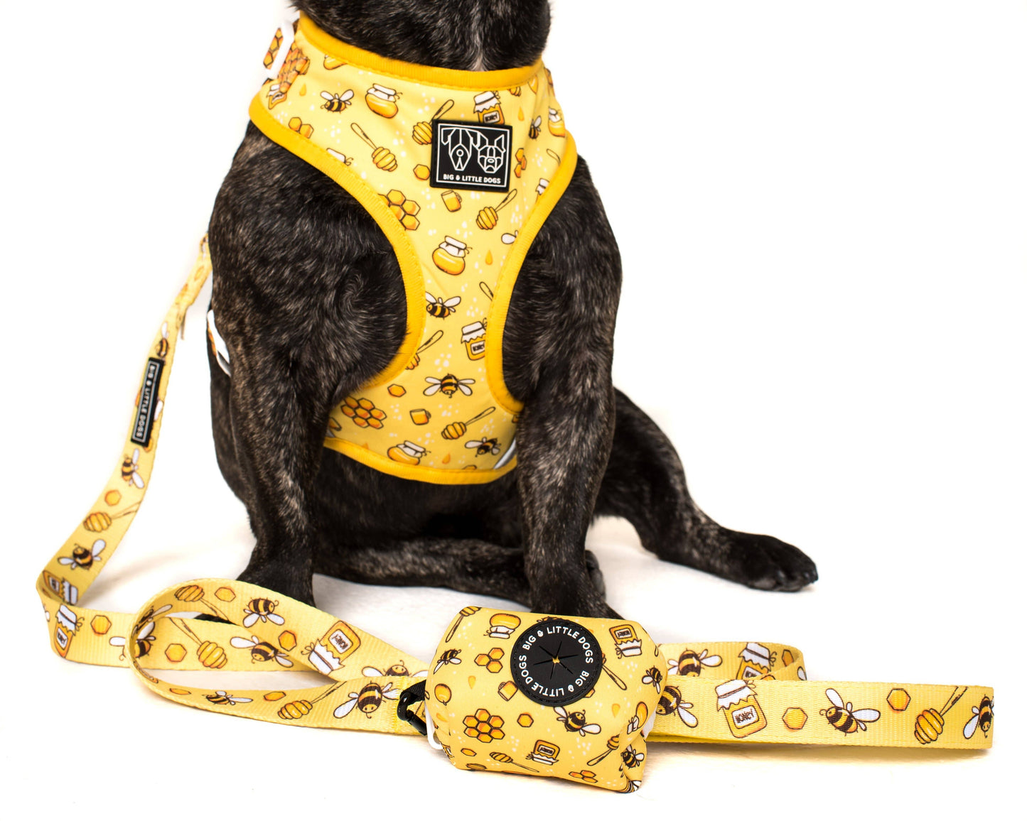 DOG POOP BAG HOLDER: Bee-Hiving