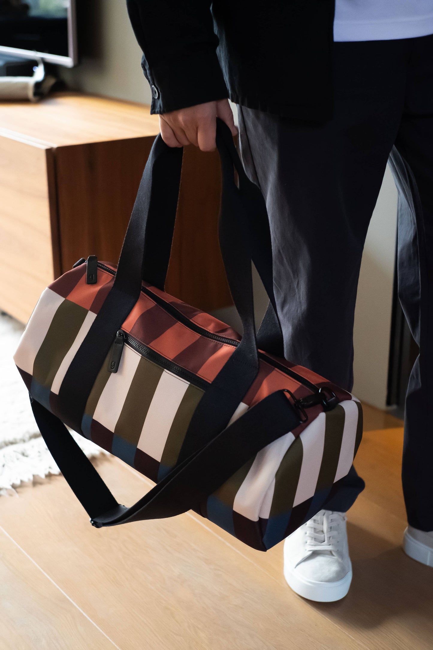 Stripe Barrel Gym Bag (22L)