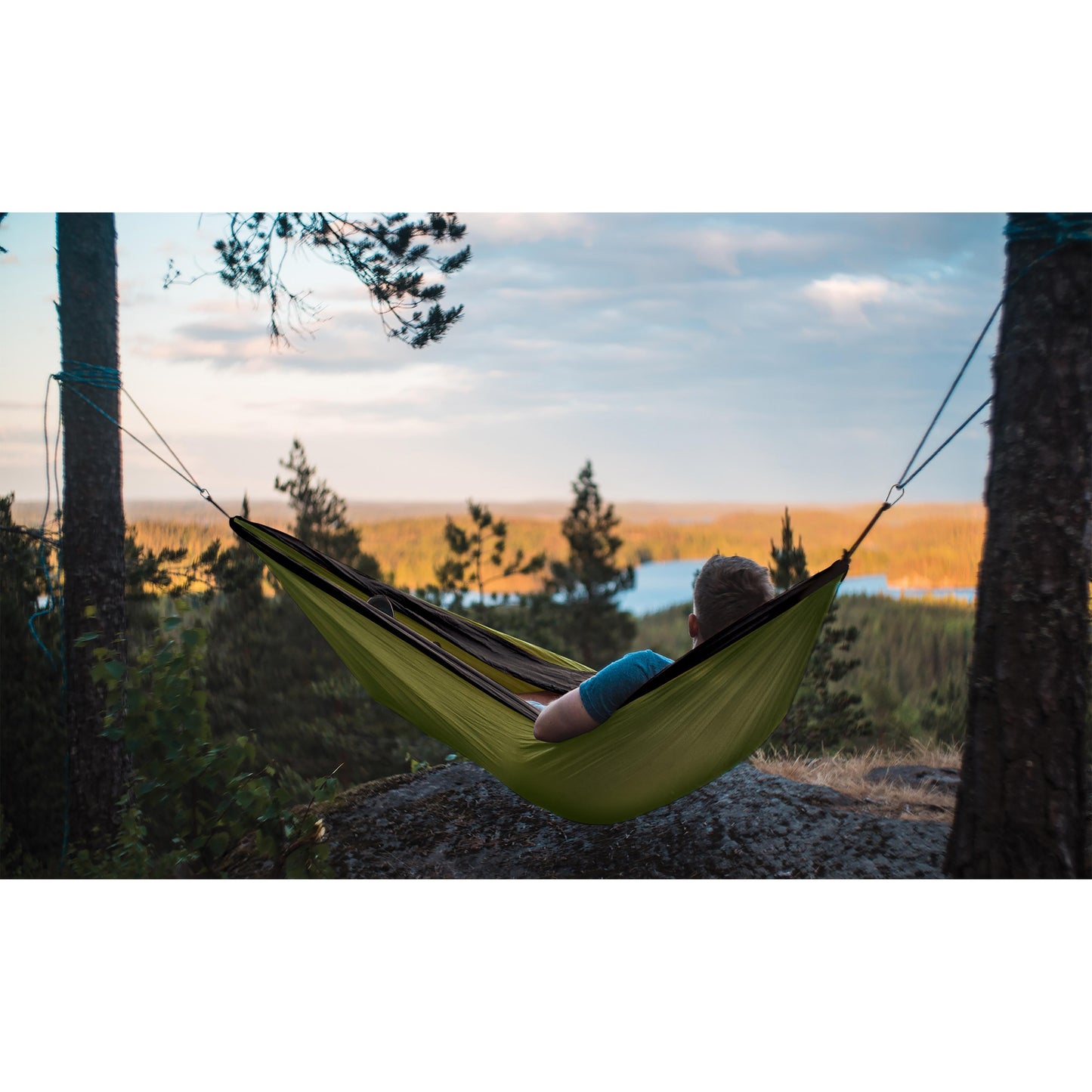 Maverick Port-A-Hammock Multi-Coloured 270x140cm