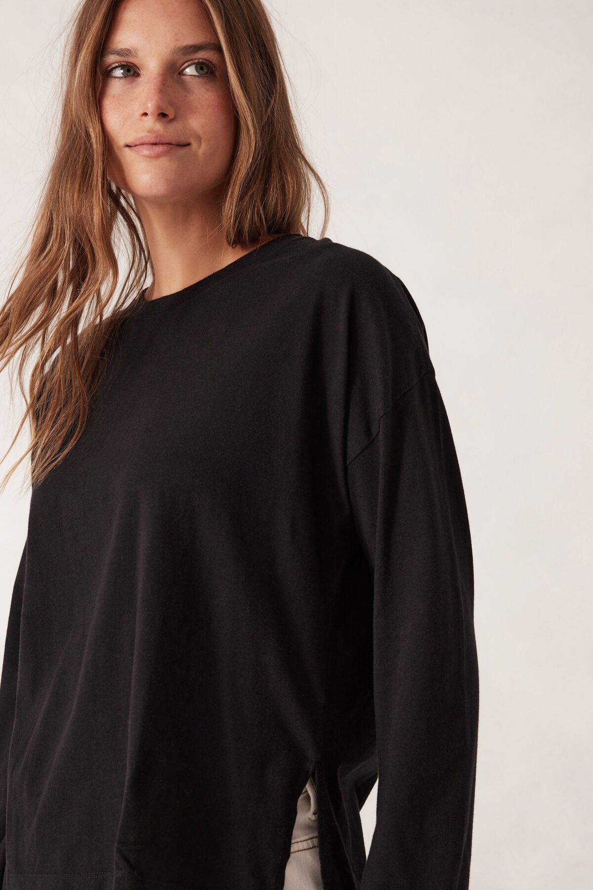 Scout Slouchy Long Sleeve Tee Black