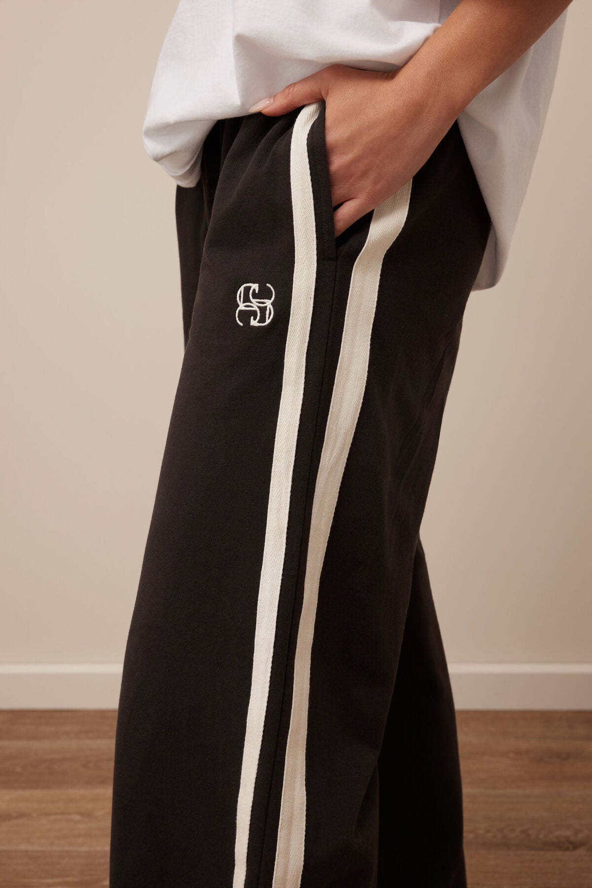 Gigi Wide Leg Terry Trackpant - Black