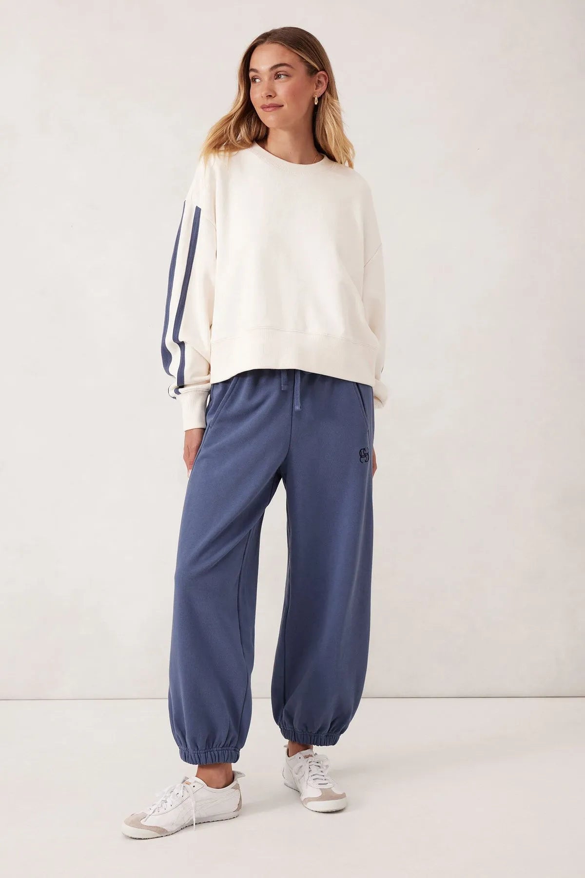 SPORTY SLOUCHY CREW/WINTER WHITE SIDE STRIPE - Ceres Life