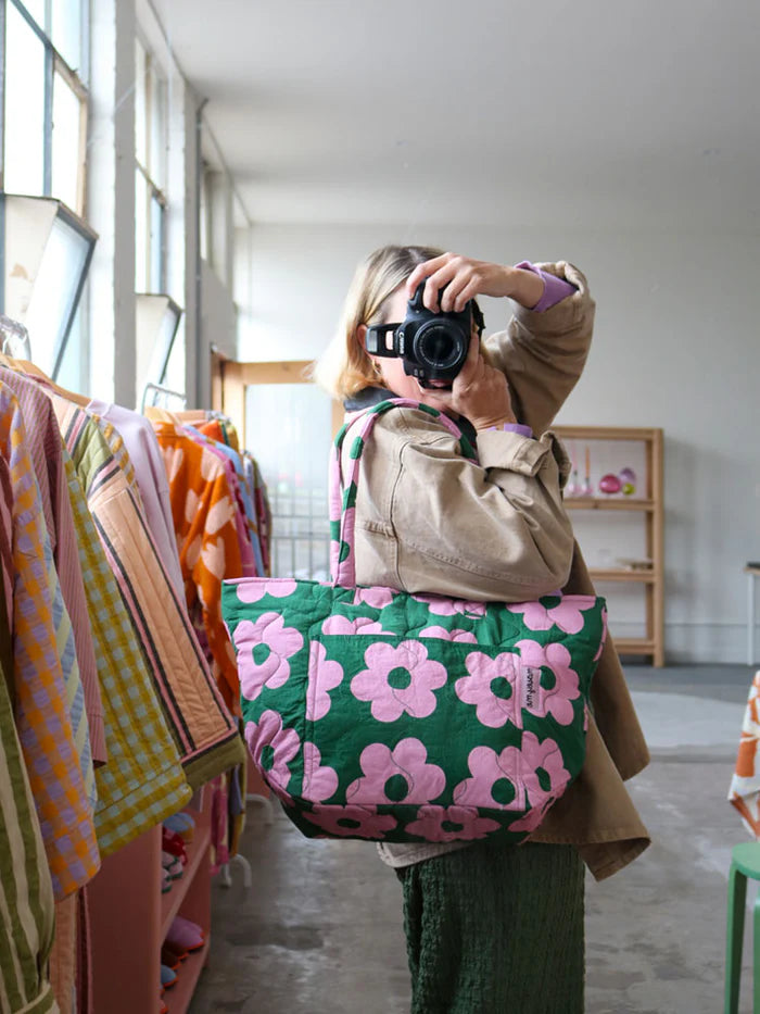 Flowerbed Quilted Bag