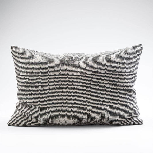 Vigare Linen Cushion Natural/Black 40x60cm